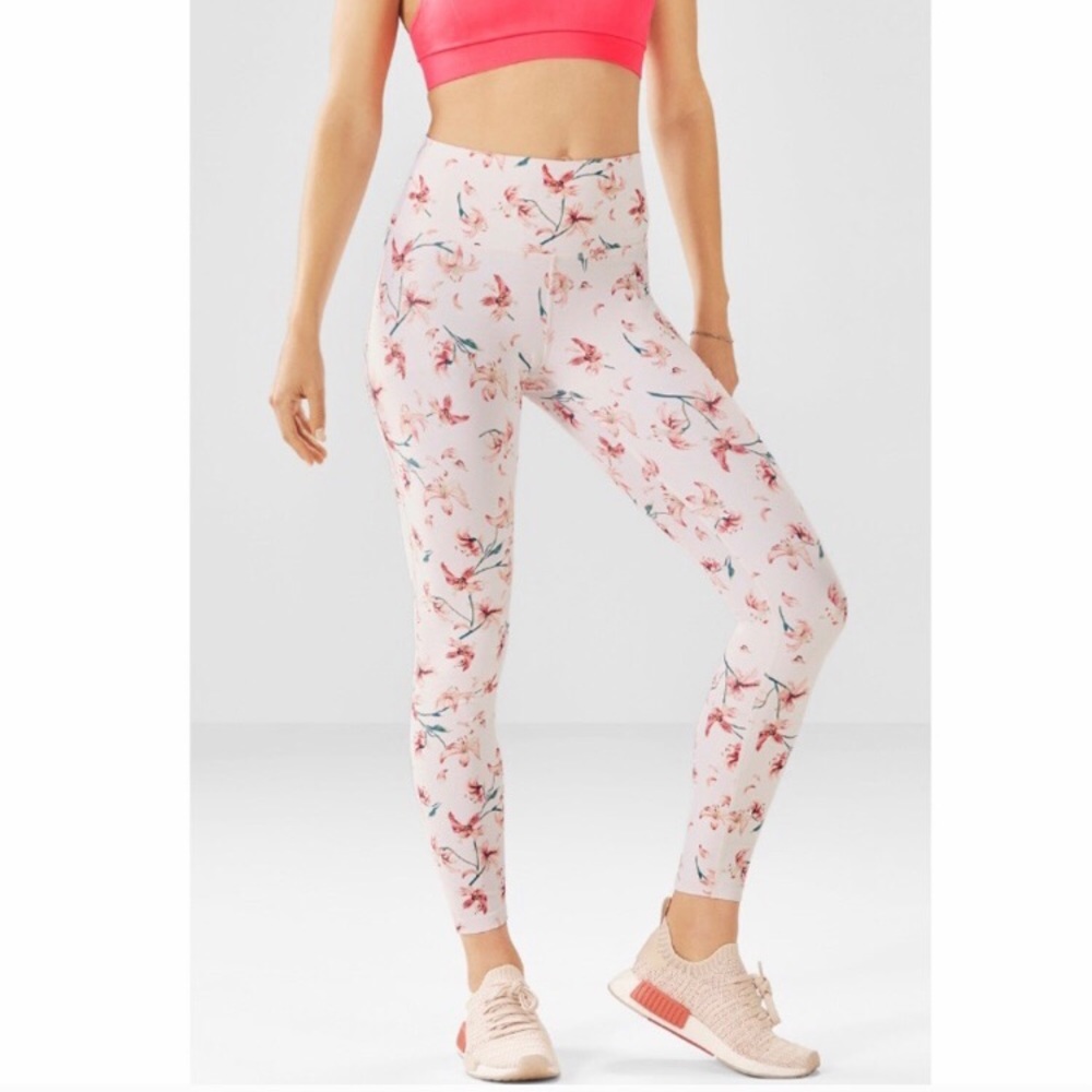 NWT Fabletics high waist 7/8 capri